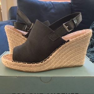 NIB Toms Monica Wedges Sz 6.5 in Black
